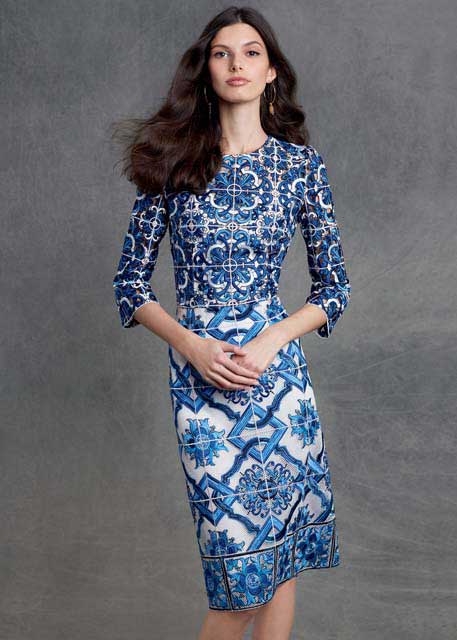 Dolce-Gabbana-mavi-beyaz-elbise.jpg