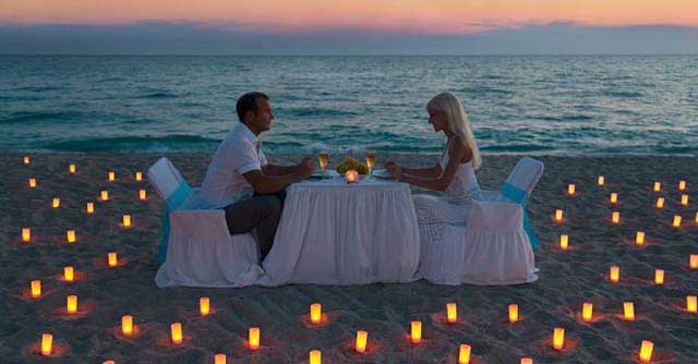sahilde evlilik teklifi